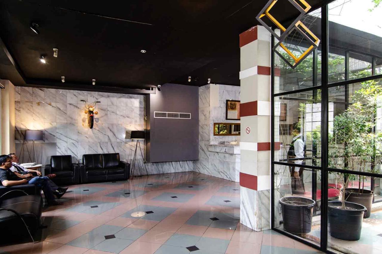 Hotel Peninsula Mangga Besar ג'קרטה מראה חיצוני תמונה